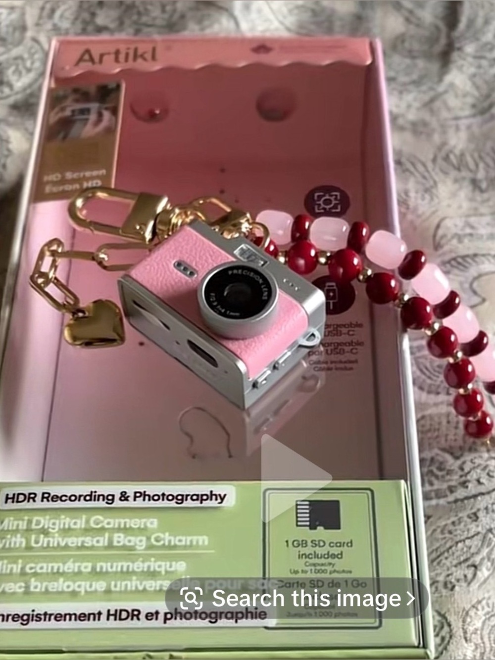 NIB NEW ARTIKL VIRAL Cell phone charm digital camera charmera wristband